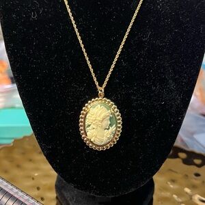 Gold Cameo Pendant Necklace